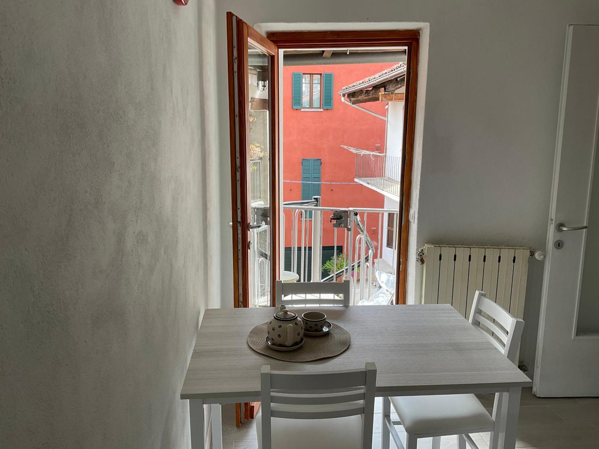 Casa Vacanze Scent Of Roses Verbania Exterior foto